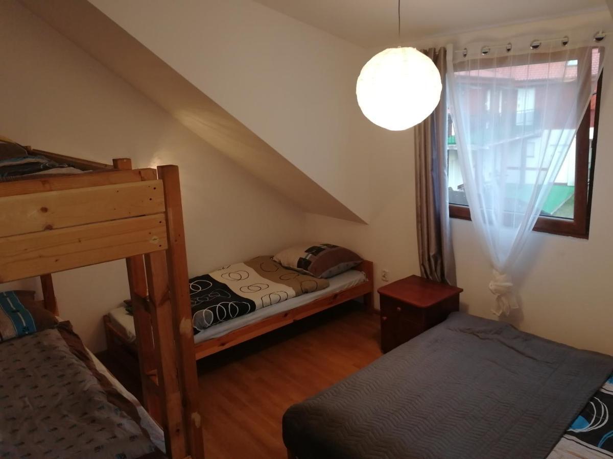 Arena Apartment นีคอร์เซ ภายนอก รูปภาพ